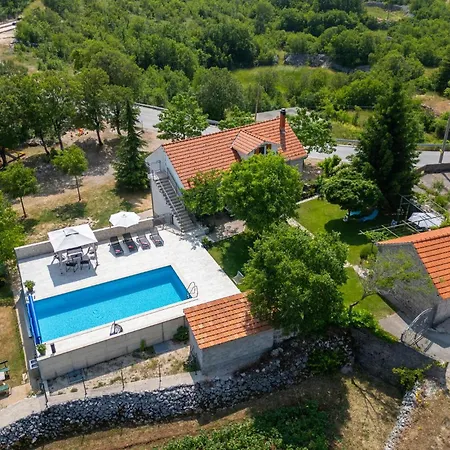 Pet Friendly In Dom wakacyjny *