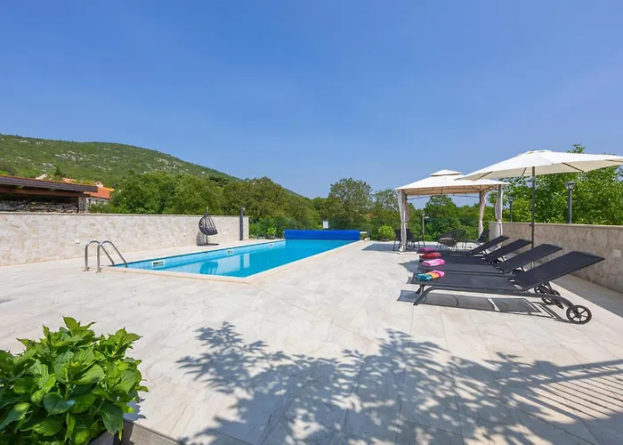 Pet Friendly In Krstatice