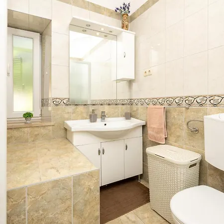 Pet Friendly In Krstatice